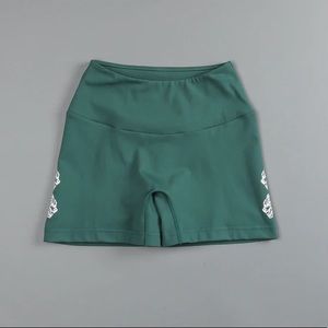 Darc sport she quad wolf beau shorts in emerald